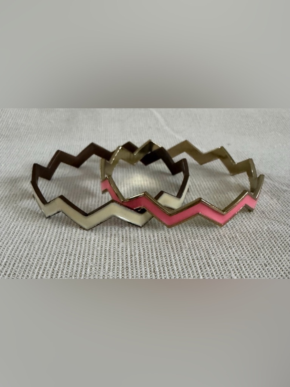 Chevron Zigzag Enamel Bangle Set - Pink & Cream